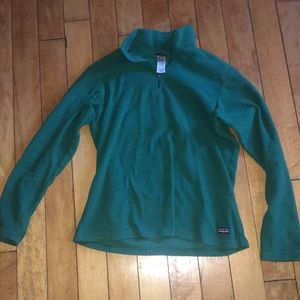Green Patagonia fleece